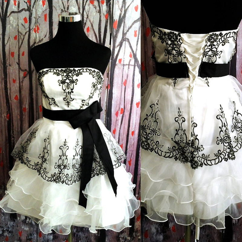 Simple Ivory And Black Short Cute Homecoming Dresses - Bohogown