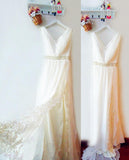 Flowing V-Neck A-Line Split Wedding Dress With Lace Beach Wedding Dress With Beads N958