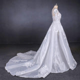Gorgeous Long Sleeves Sweetheart Wedding Dress White Bridal Dresses With Appliques N2291