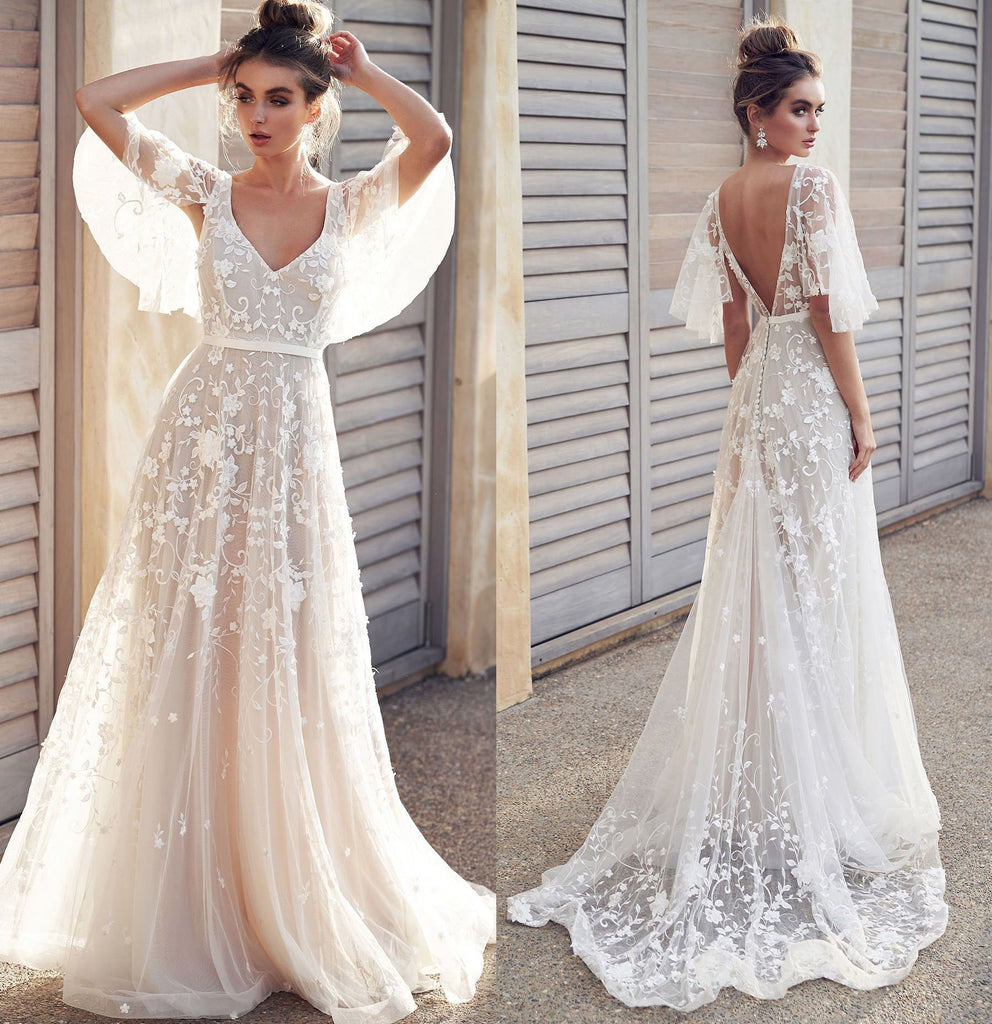 Ivory V Neck Beach Wedding Dress with Lace Appliques Romantic Backless Bridal Dress N2372
