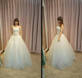 Elegant Strapless Floor-length Ball Gown Wedding Dress With Flowers N436
